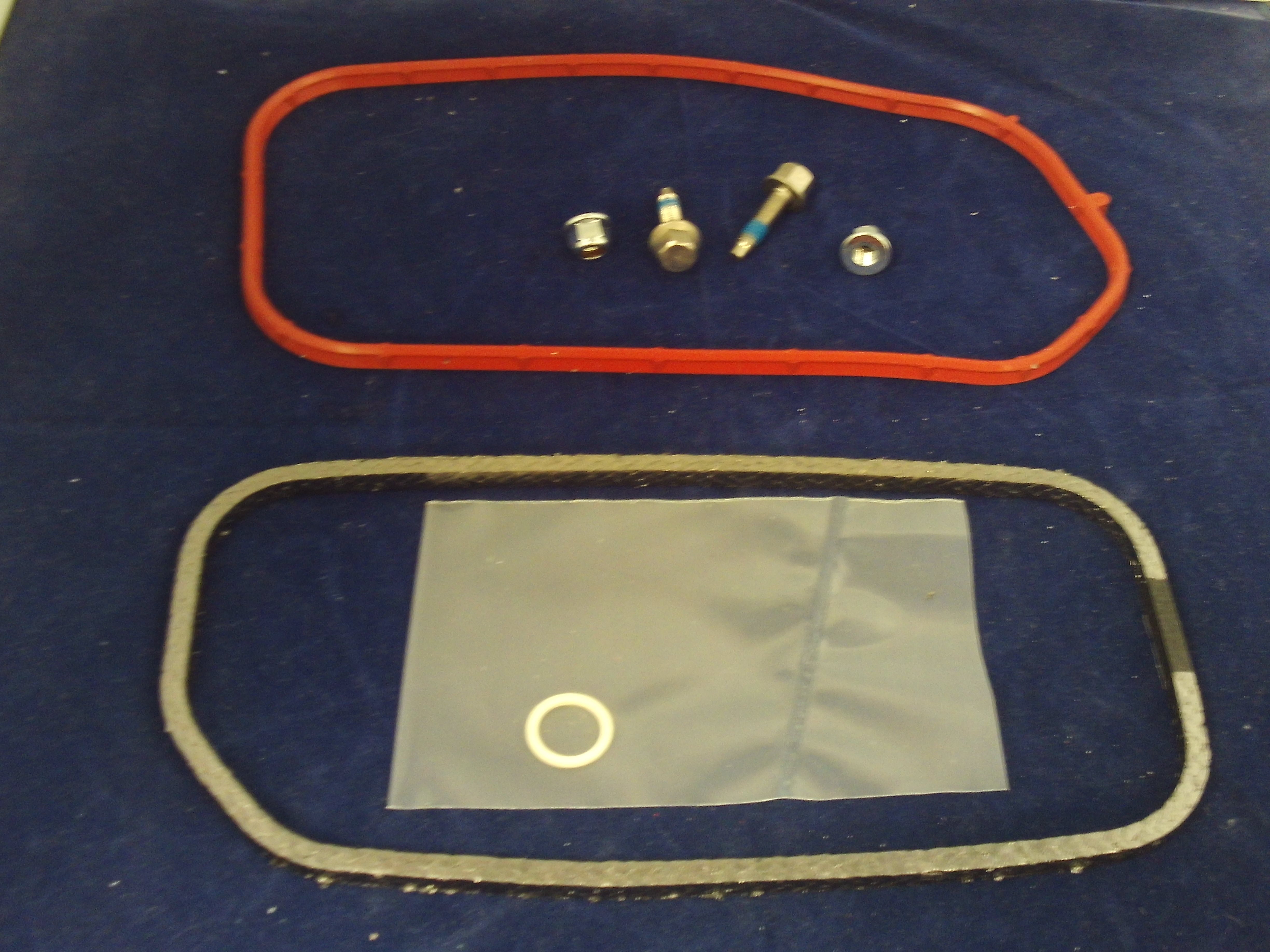 Gasket, combustion chamber cover