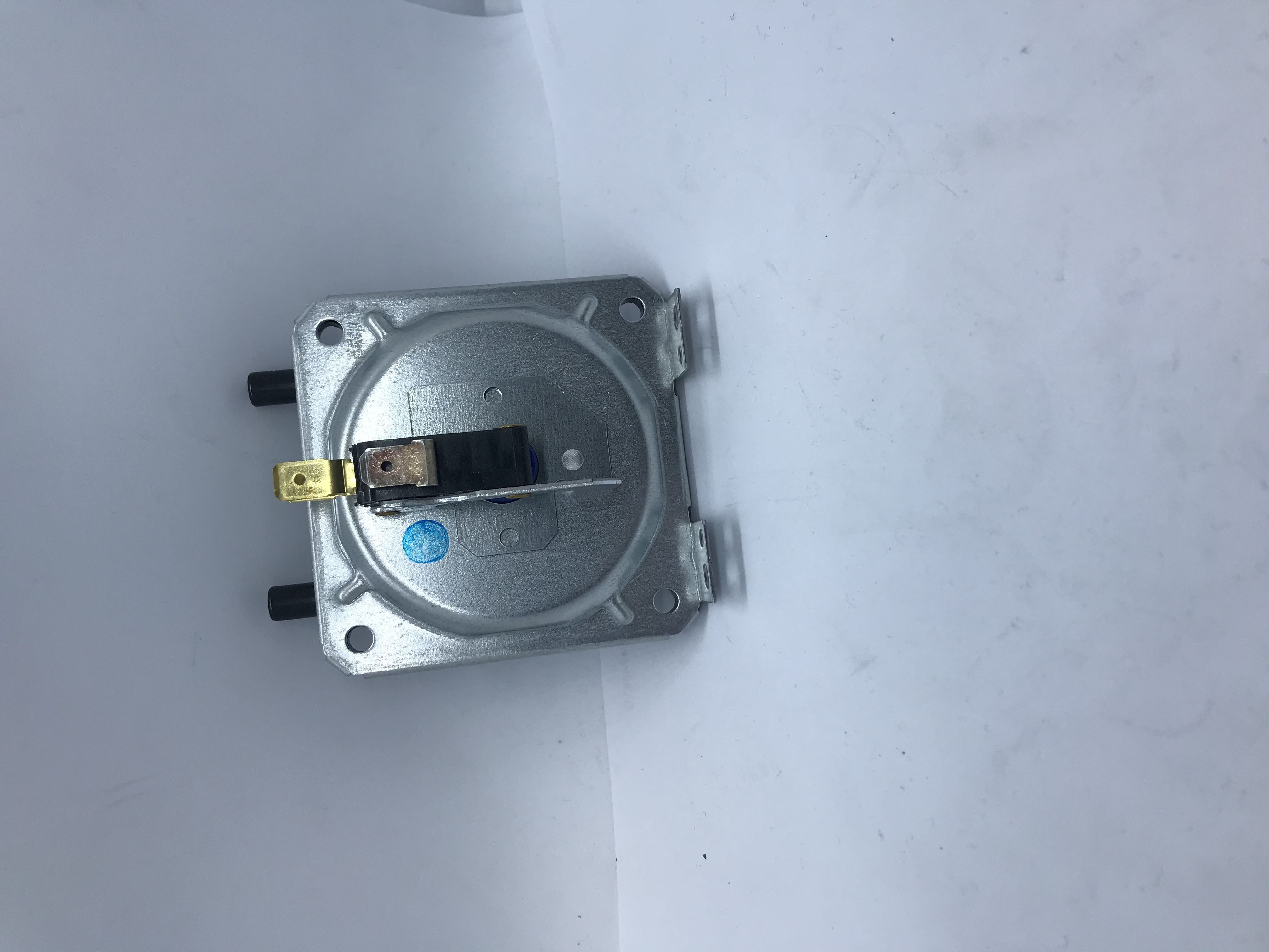 AIR PRESSURE SWITCH C6065FH1482 1.04MBAR